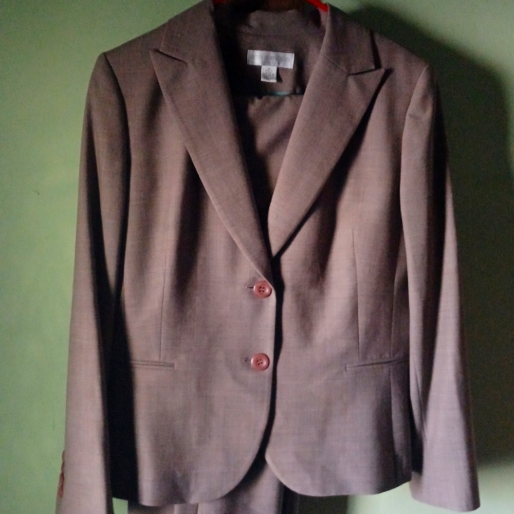 Casual Corner stretch 2 piece womans pant suit